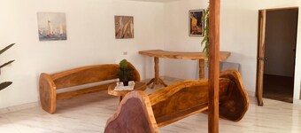 Cozy 1-bedroom apartment with AC and WiFi in charming Crucita