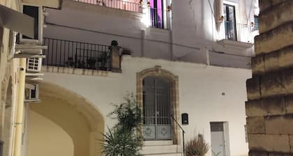 Delightful studio apartment 71 in the historic center of Grottaglie, province of Taranto