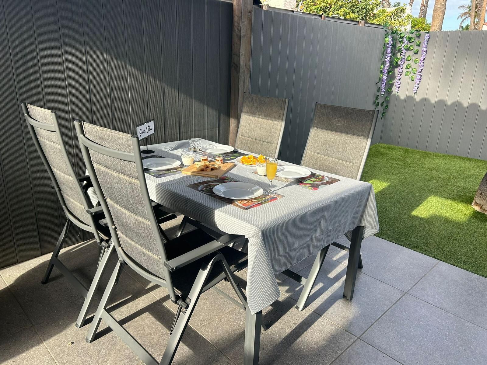 Buiten dineren