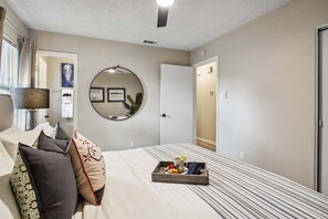 3 habitaciones, tabla de planchar con plancha y wifi gratis 