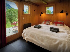 5 chambres, fer et planche à repasser, Wi-Fi, literie fournie