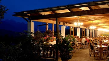 Chalet | Restaurantes