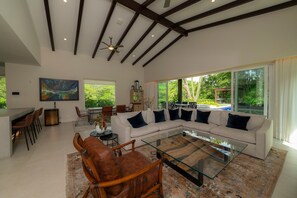 Televisión, estéreo