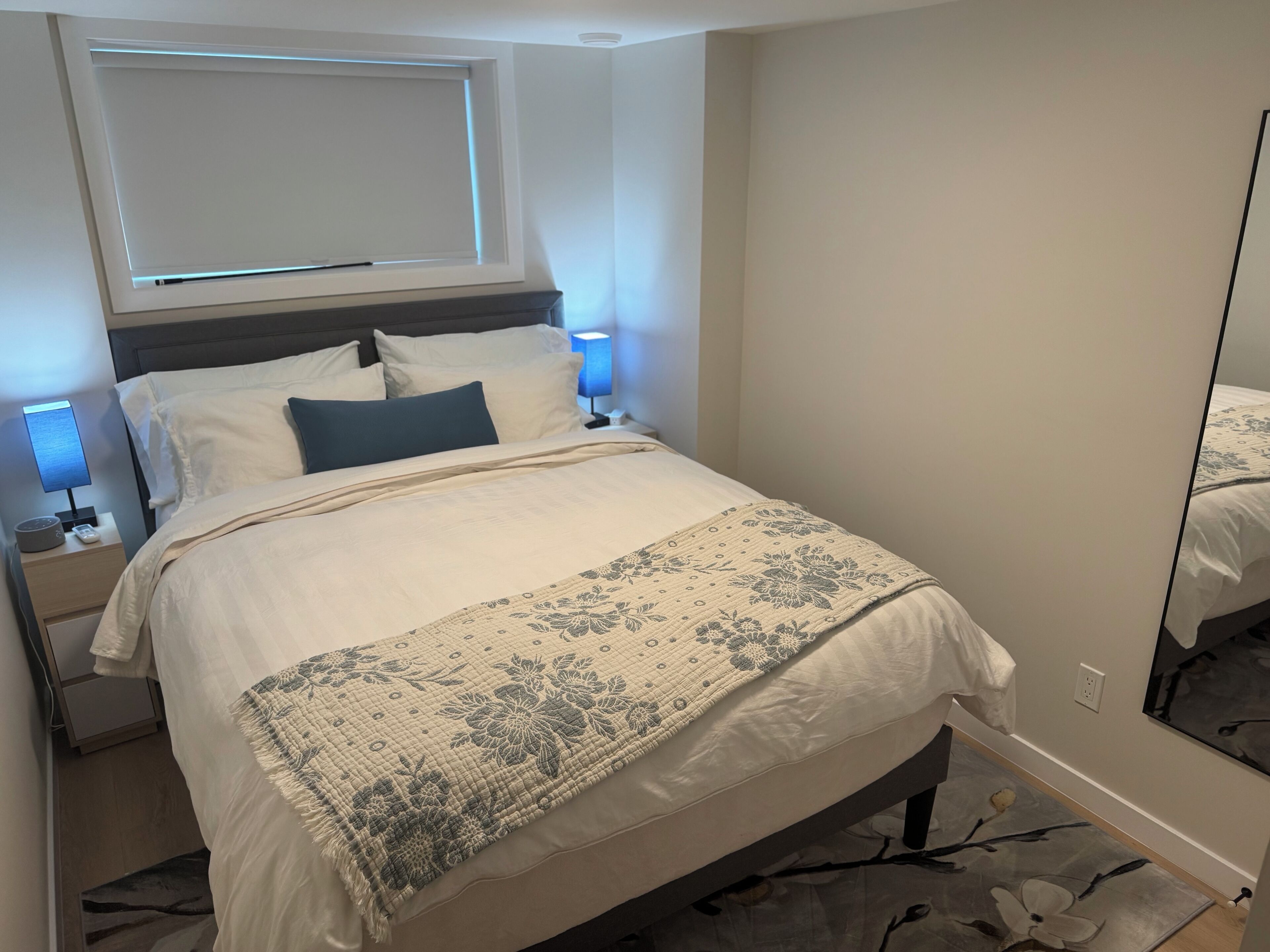 1 غرفة نوم ومكواة/لوح كي وواي فاي مجانًا وملاءات أسرّة