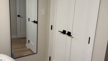 1 sovrum, strykjärn/strykbräda, gratis wi-fi och sängkläder