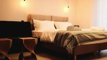 2 quartos, ferros/tábuas de passar roupa, Wi-Fi, roupa de cama
