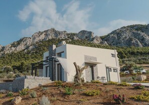 Exterior - T H A L I A  -  Aelia Horizon Villas (Corinth)