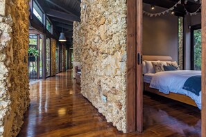 6 Schlafzimmer, Bügeleisen/Bügelbrett, Reisekinderbett, WLAN