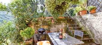 Cozy home in Sori with house sea view