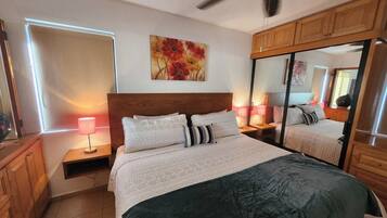 1 chambre, fer et planche Ă  repasser, Wi-Fi, draps fournis