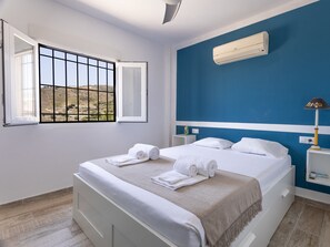 2 Schlafzimmer, Bügeleisen/Bügelbrett, Reisekinderbett, kostenloses WLAN