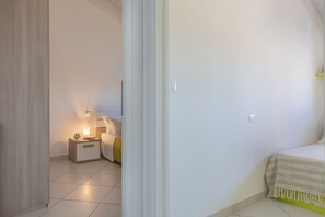2 slaapkamers, een strijkplank/strijkijzer, wifi, beddengoed