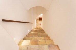 Interior - Ancient Arches: Charming House in Marsala (Marsala)