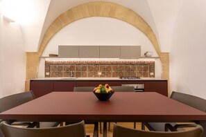 Dining - Ancient Arches: Charming House in Marsala (Marsala)