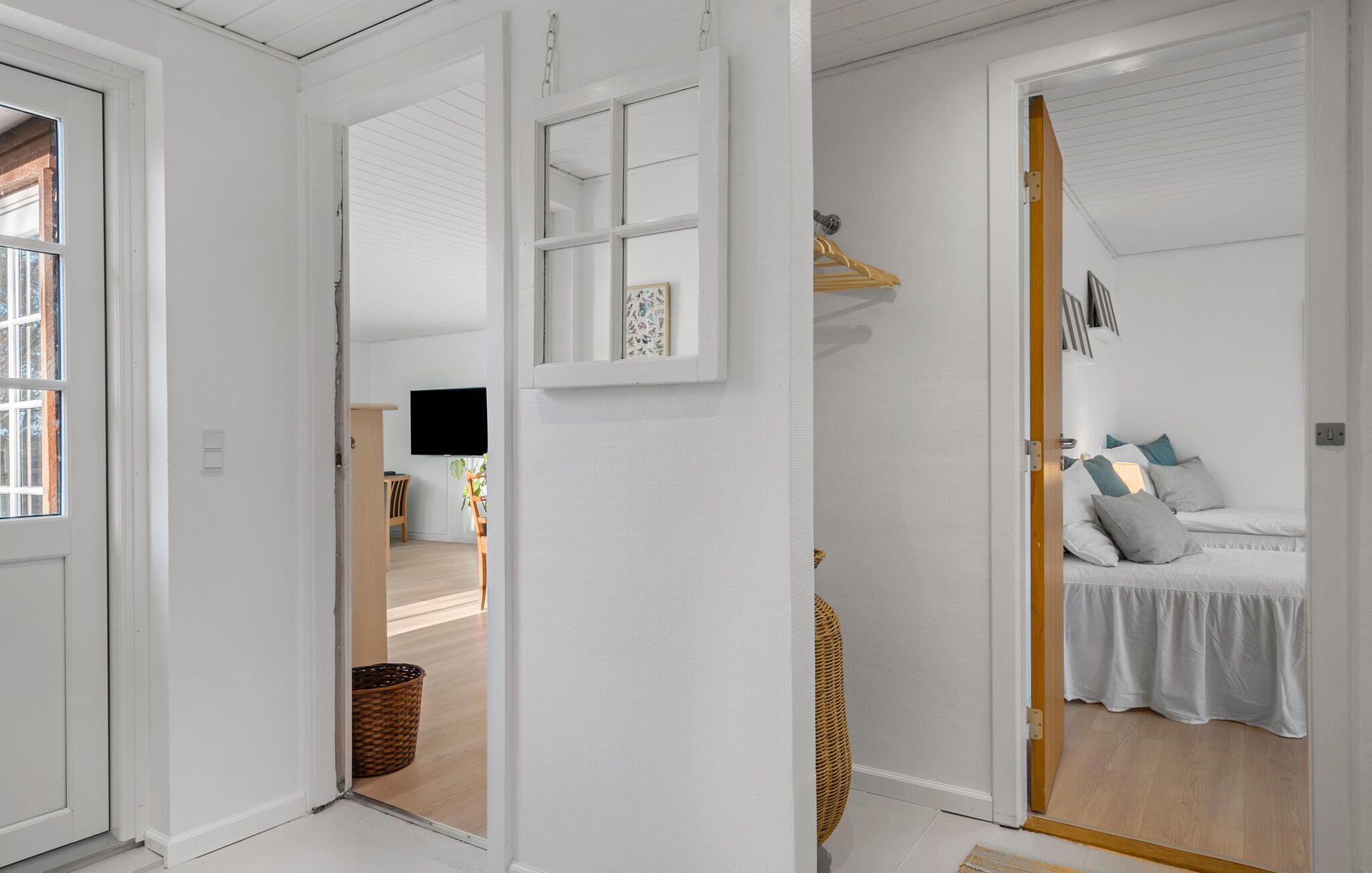 2 室のベッドルーム、WiFi (無料)