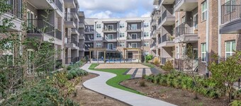 Your Cozy & Captivating Condo!