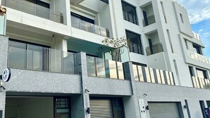 Bagian depan properti
