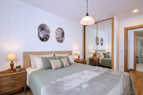 1 chambre, fer et planche à repasser, Wi-Fi, draps fournis
