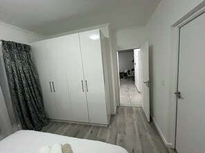 2 soverom, strykejern/-brett, wi-fi og sengetøy