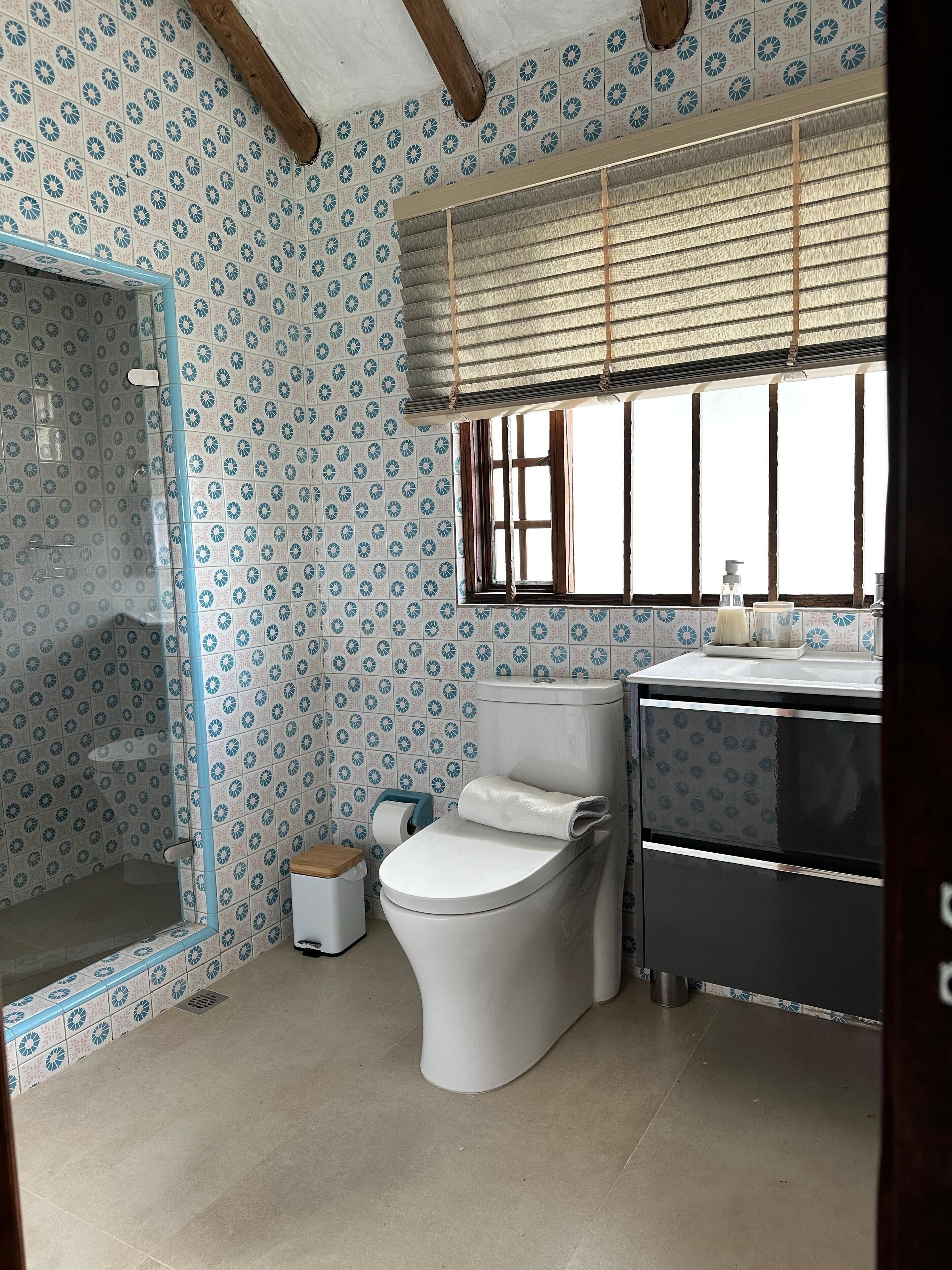 Standard Room, Courtyard View | Individually decorated, individually furnished, desk, laptop workspace