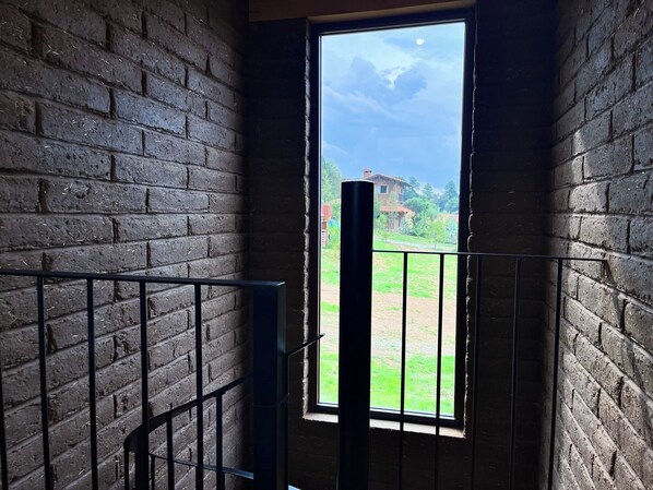 Family Cabin | 2 bedrooms, individually furnished, laptop workspace, bed sheets