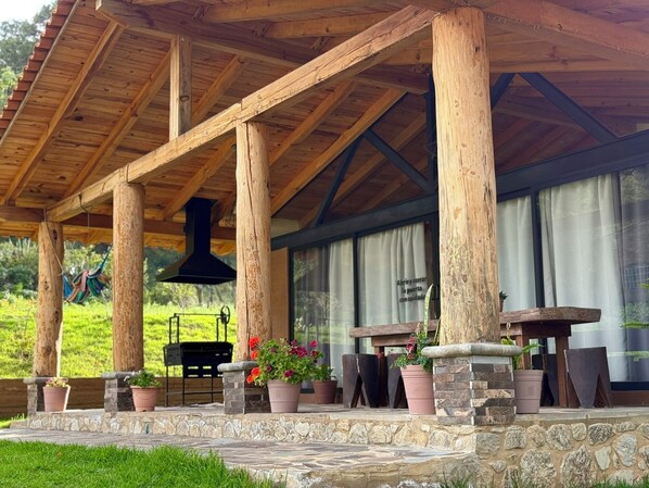 Cabaña Confort | 2 habitaciones, muebles diferentes y espacio para trabajar con laptop 