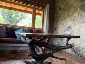 Grand Cabin | Living area | 40-inch flat-screen TV with cable channels, fireplace