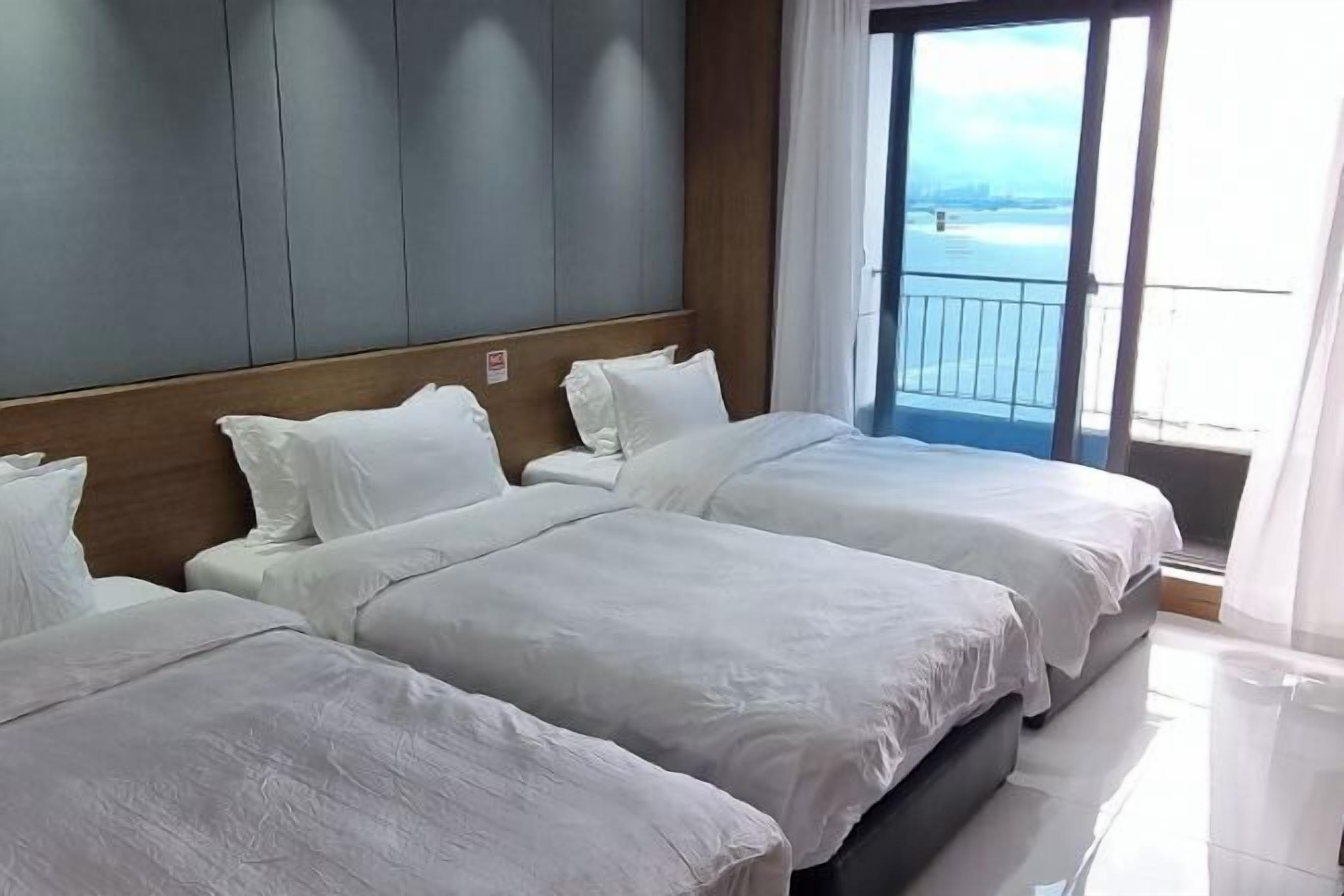 Schreibtisch, kostenloses WLAN