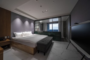 Chambre Deluxe double, 1 grand lit, salle de bain privée, vue sur l’océan | Bureau, accès au Wi-Fi (inclus)