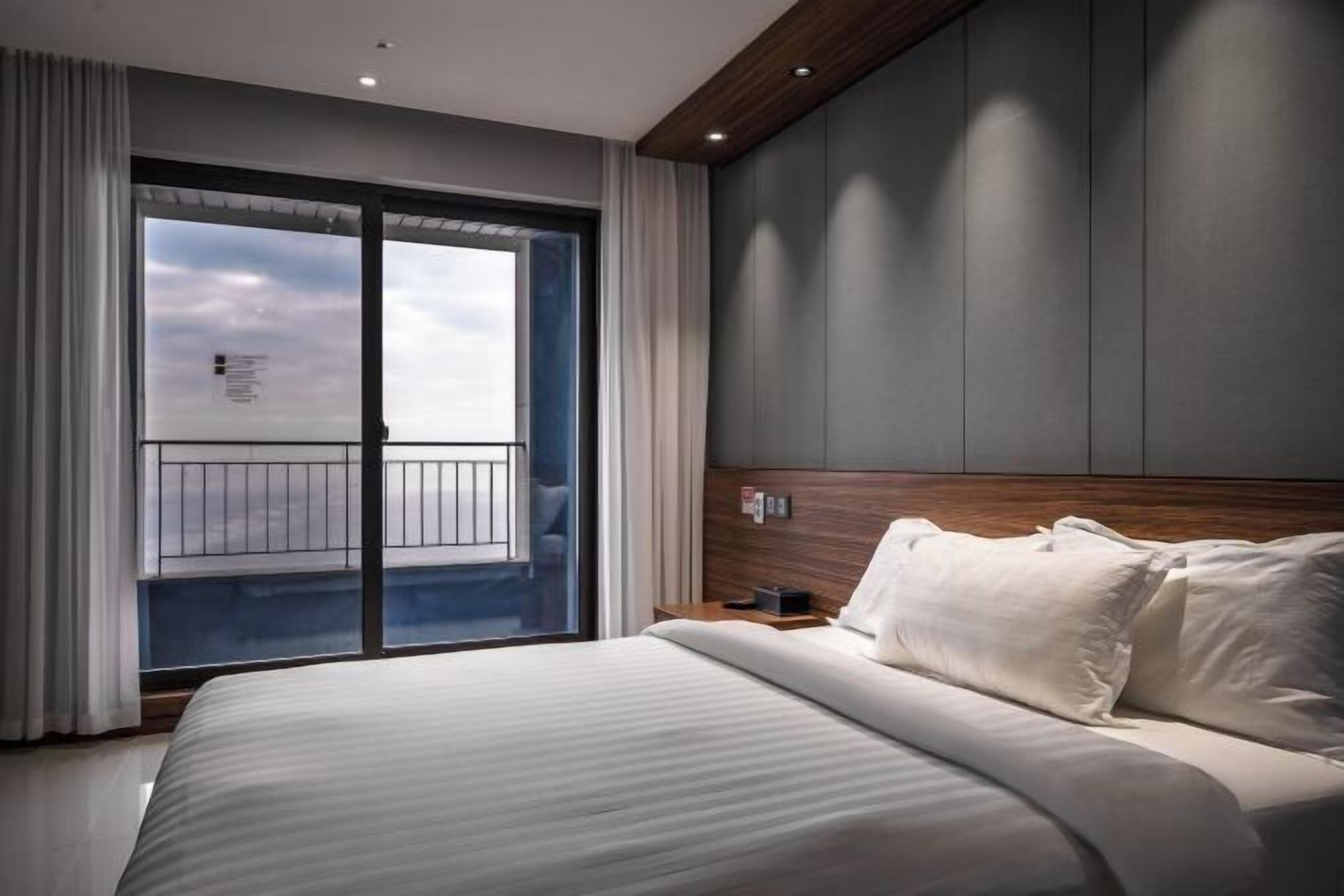 Schreibtisch, kostenloses WLAN