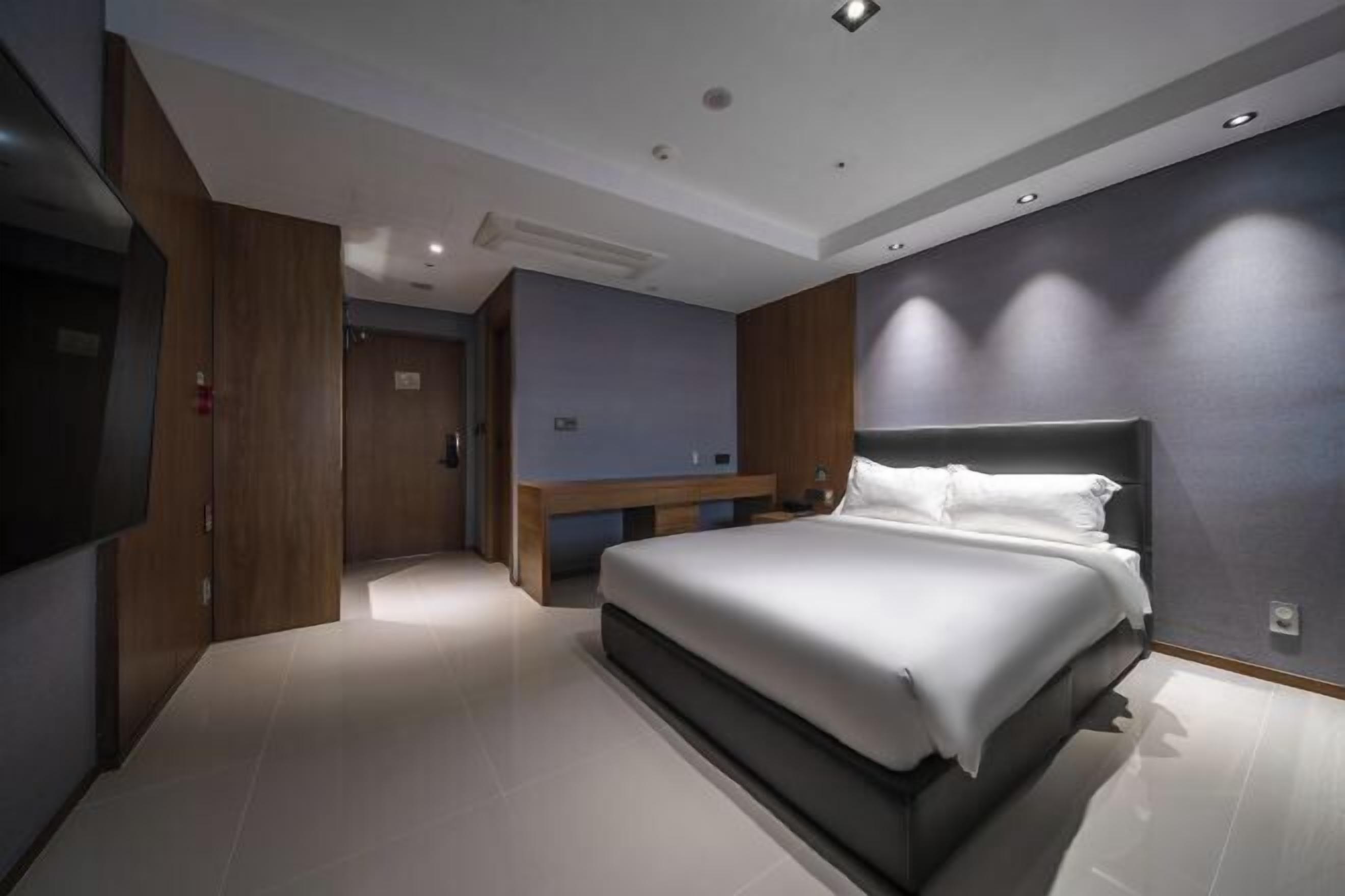 Schreibtisch, kostenloses WLAN