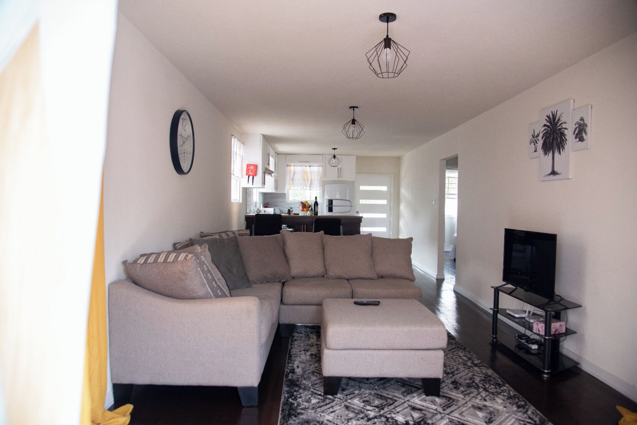 Apartment, 2 Bedrooms, Smoking, Terrace | Living area