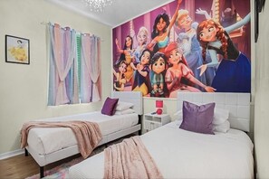 3 soverom, skrivebord, strykejern/-brett og wi-fi (inkludert)