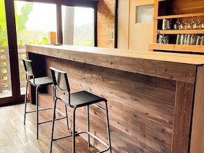 Bar (in der Unterkunft)