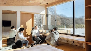 1 slaapkamer, een bureau, gratis wifi, beddengoed