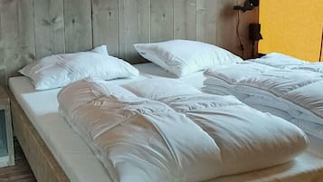 Tent | 2 bedrooms, individually furnished, bed sheets