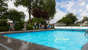Tent | Pool | Outdoor pool
