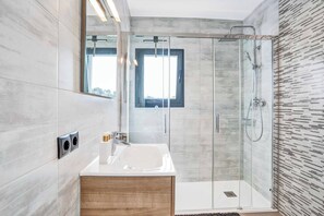 Villa (5 Bedrooms) | Interieur