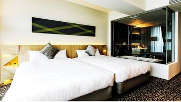 1 quarto, escrivaninha, ferros/tábuas de passar roupa, Wi-Fi de cortesia