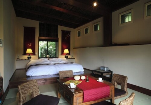 Outhouse Squirrels Garden VS | Accommodation o / Kamogun Shizuoka