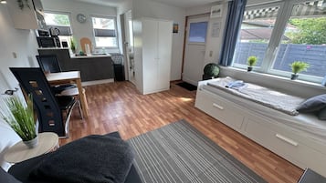 1 sovrum, strykjÀrn/strykbrÀda, wi-fi och sÀngklÀder