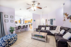 スマートテレビ、テーブルサッカー台