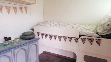 2 bedrooms