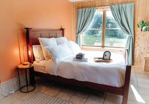 1 chambre, fer et planche à repasser, Wi-Fi gratuit, draps fournis