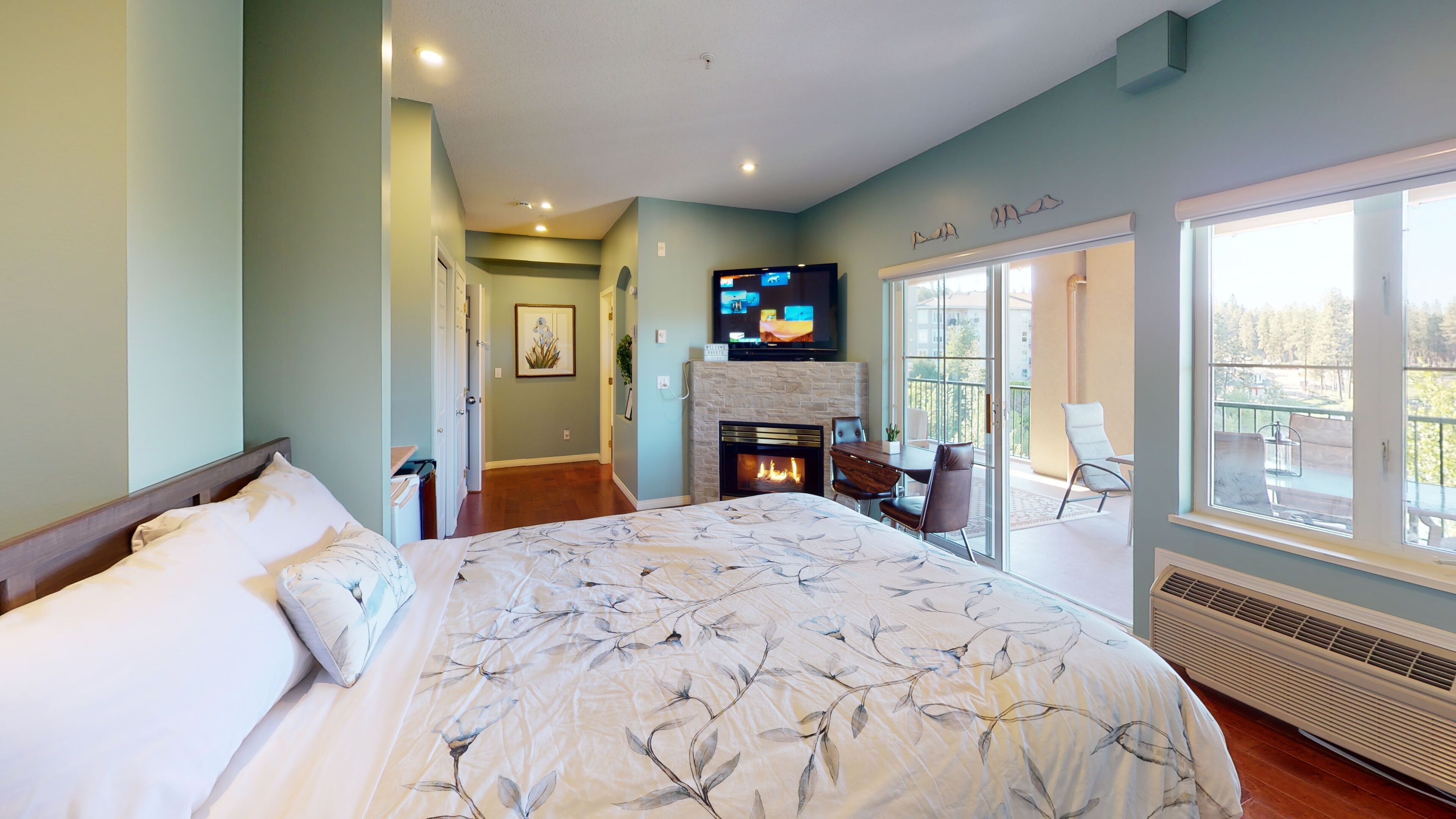 Fer et planche à repasser, Wi-Fi, draps fournis