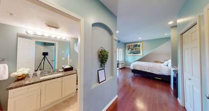 Impressive Deck With Lake View Studio - 301B