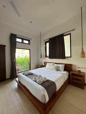 Superior-Doppelzimmer, 1 King-Bett, Parkblick | Hochwertige Bettwaren, Betten mit Memory-Foam-Matratzen, Schreibtisch