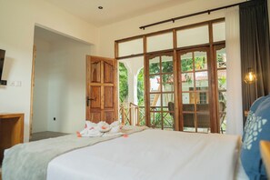 Habitación doble superior, vista al jardín | Escritorio, espacio para trabajar con laptop y wifi gratis 