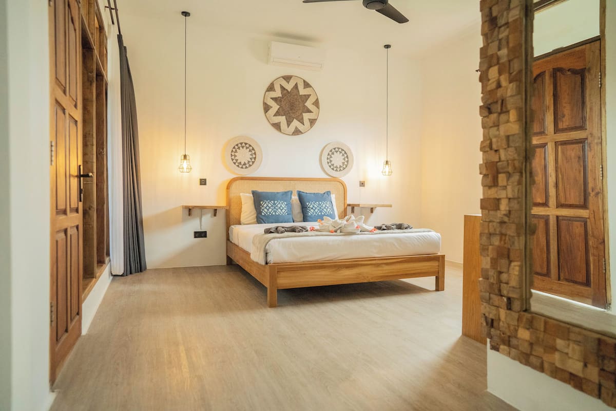 Habitación doble superior, vistas al jardín | Escritorio, espacio para trabajar con un portátil, wifi gratis