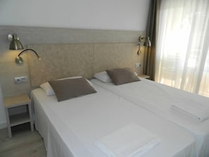 1 soverom, strykejern/-brett, wi-fi og sengetøy